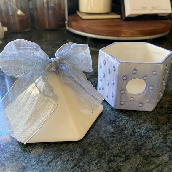 Spring Decor - Mini Ceramic Birdhouse - Picture 5 of 7